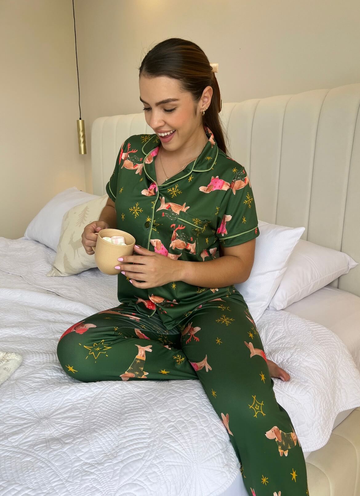 Alana Perritos Navideños Pantalón
