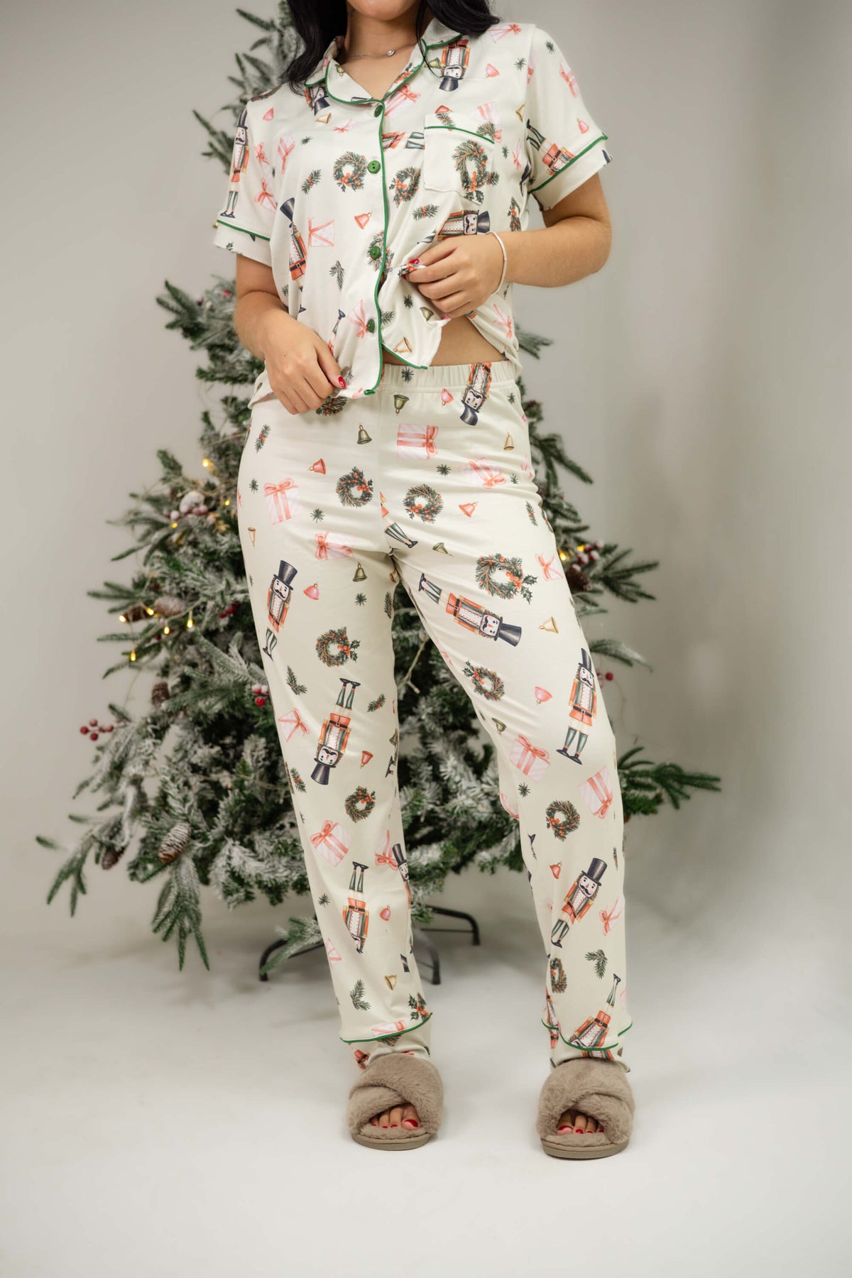Alana Cascanueces Pantalón