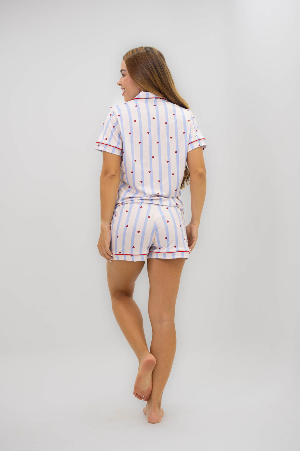 Alana Corazones Lineas Azul Short