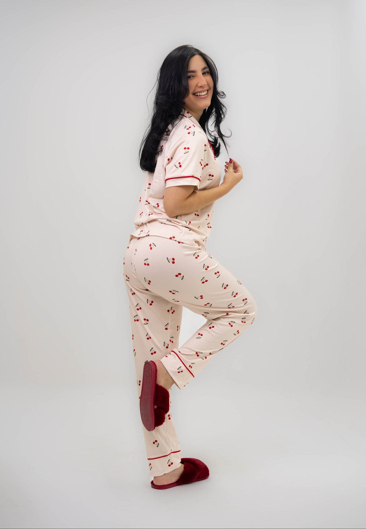 Alana Cereza Pantalón
