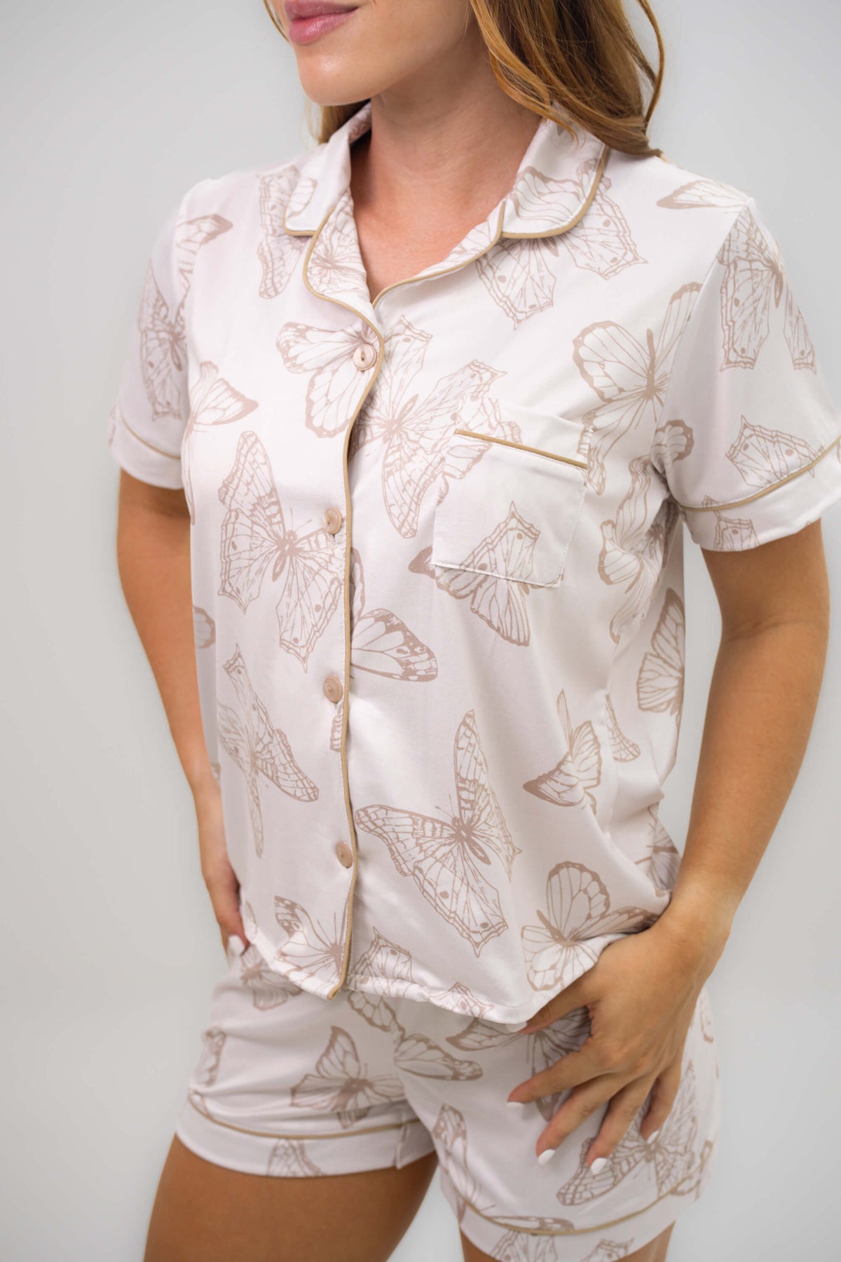 Alana Mariposas Short