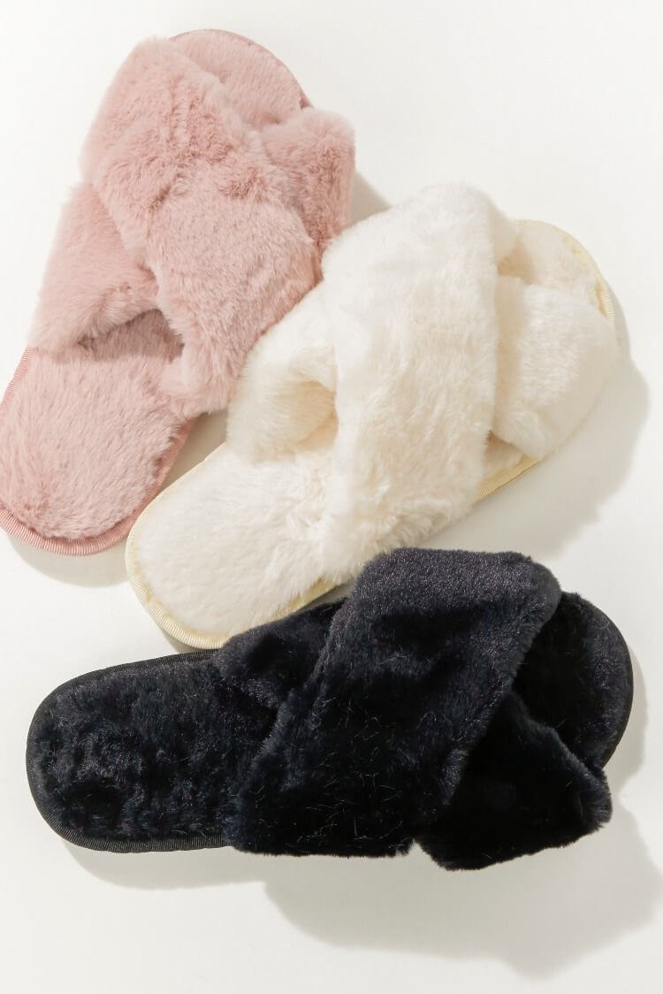 Pantuflas de Felpa Negra